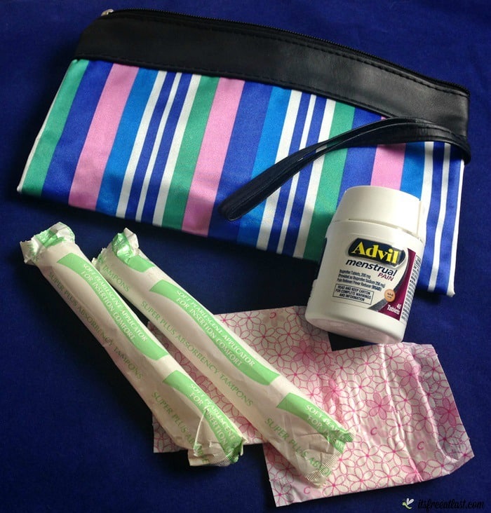 Easy Period Emergency Kit for Active Teenagers #WhatMonthlyPain